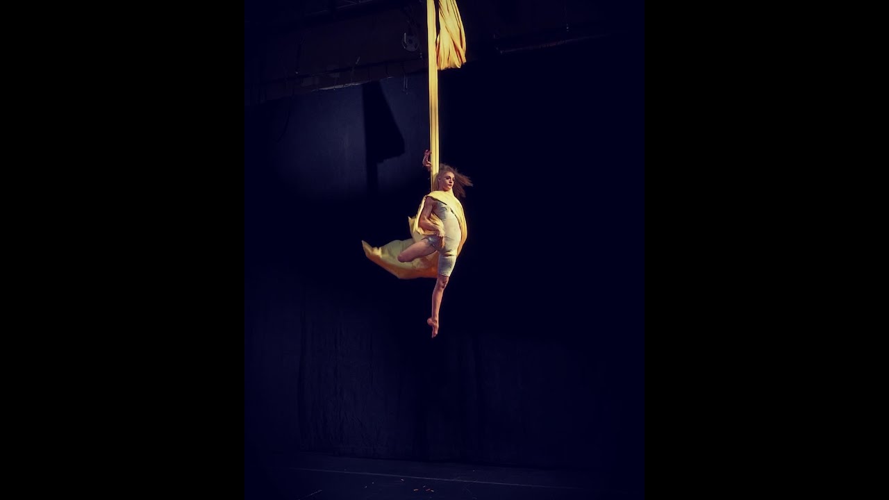 Elise- Silks Act 