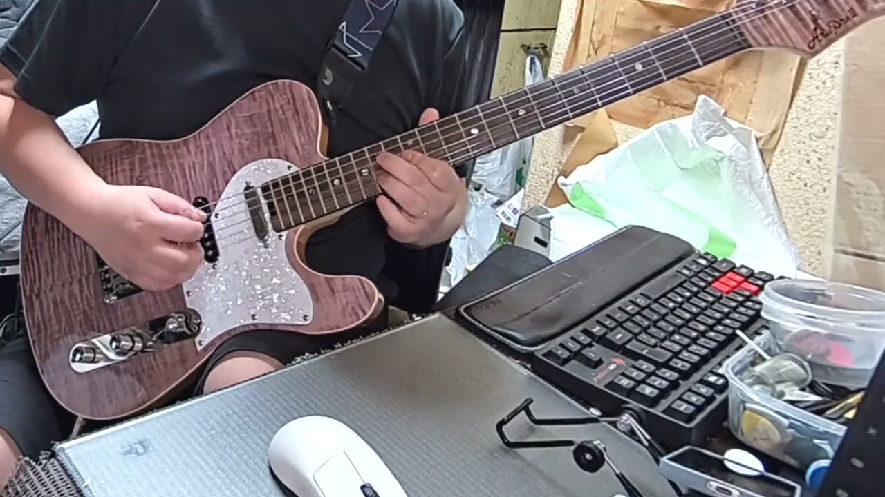 M-VAVE MK-300というマルチエフェクター買ってみた！レビューはしないけど、何でもできることを思い知らされた。コスパも高い。凄い