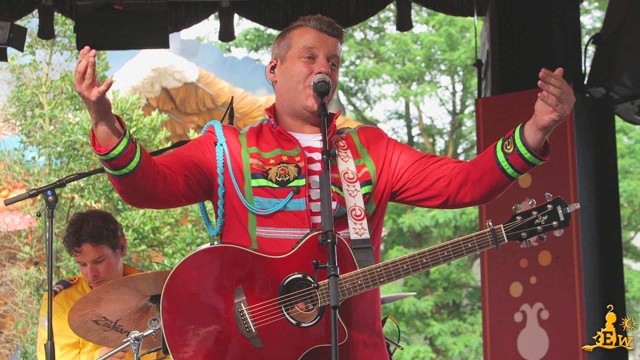 Meezingfestijn met Jelle Amersfoort (1) - Negen Pleinen Festijn 2017 @Efteling