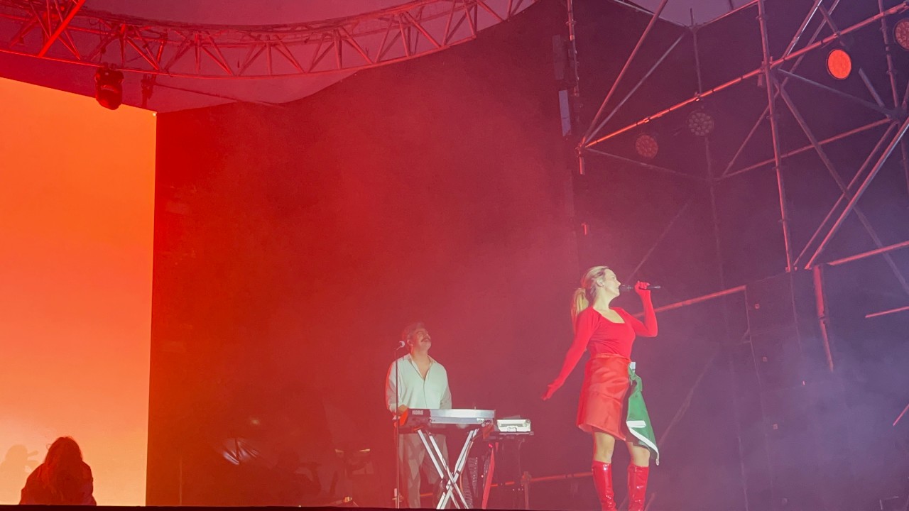 TODAS TIENEN GANAS DE JALEO / PERRA (FORO FIL BARCELONA, GDL) 2025