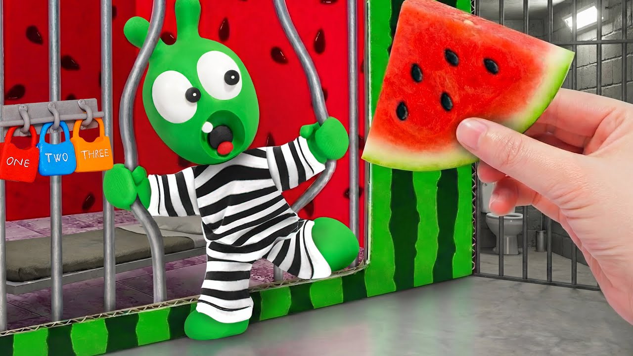 Pea Pea Got Trapped in Mysterious Giant Watermelon Prison !!- How To Escape?