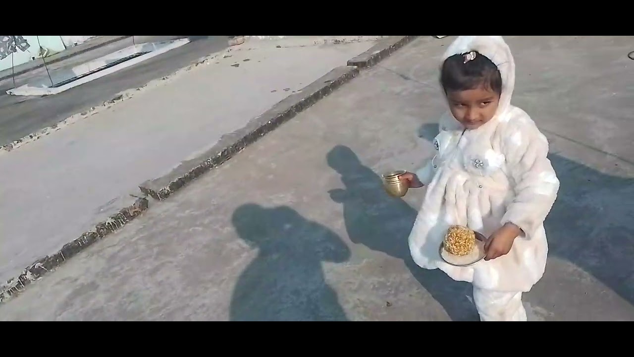 Puja krti hue