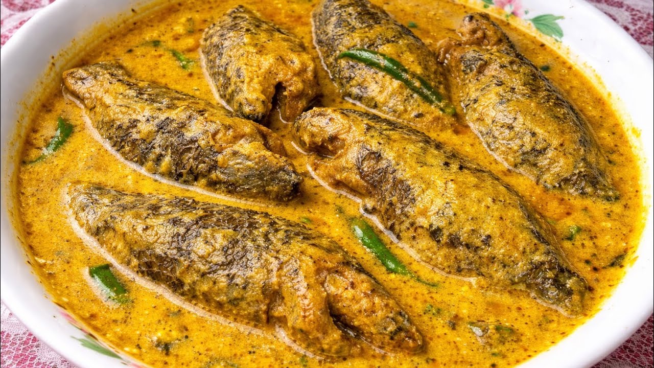 কই মাছের মালাইকারি | Koi Macher Malaikari Recipe | Creamy Bengali Koi Fish Curry || LIPI KITCHEN