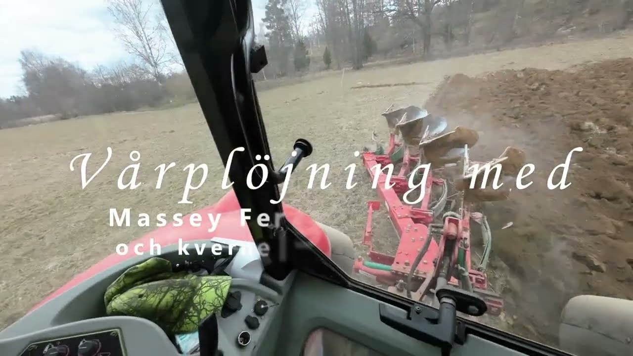 Vår plöjning med Massey Ferguson 5445 och kverneland EM 85