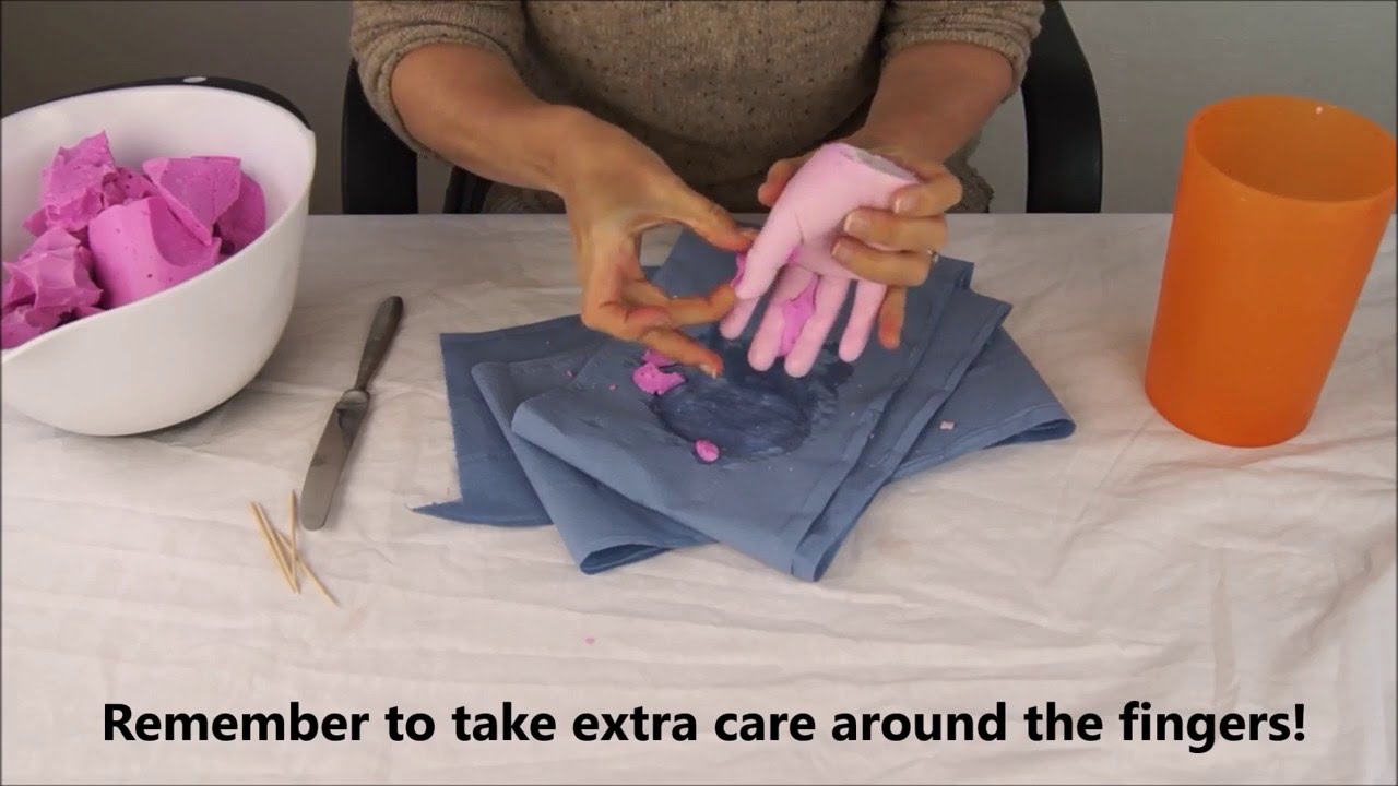 How to make a cast of a Hand, Part 3 - removing the alginate.  By BabyRice.