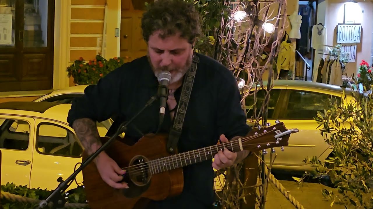 14/09/2023 - Carmelo Pipitone (ex Marta sui Tubi) - Live at Vineria Ninì, La Maddalena, Sardegna
