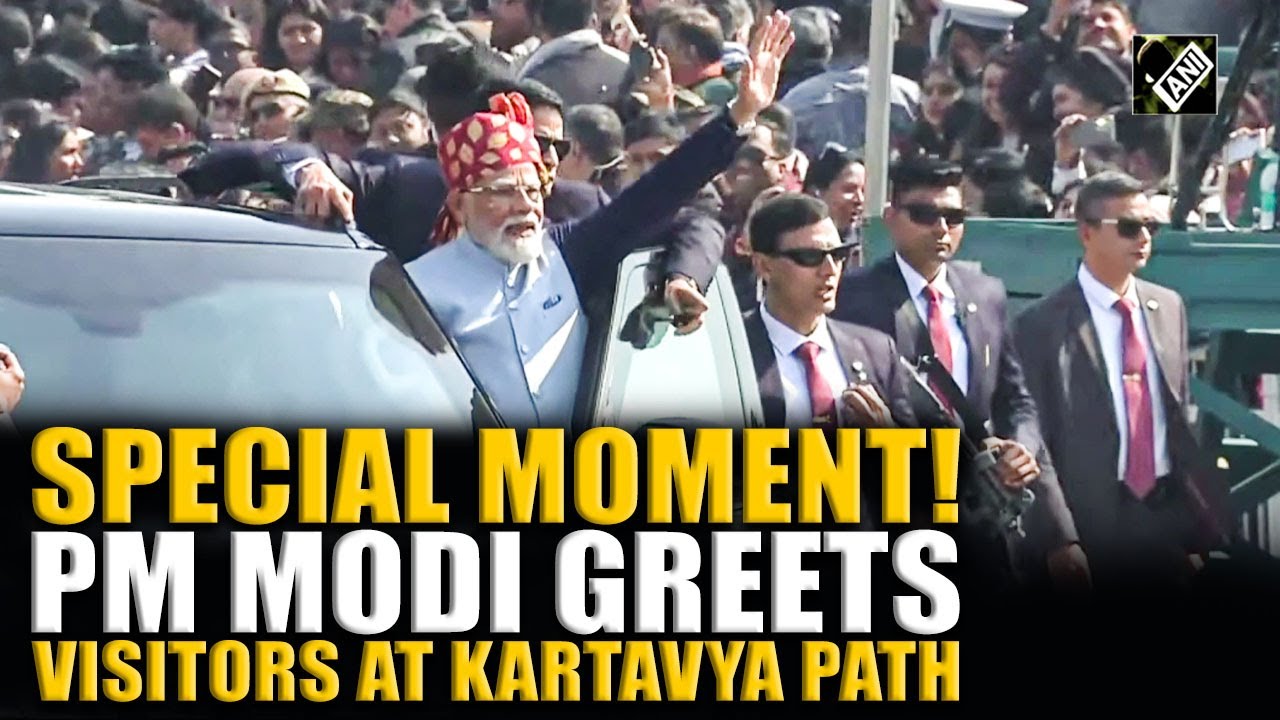 Special moment! PM Modi greets visitors at Kartavya Path after 77th Republic day celebrations