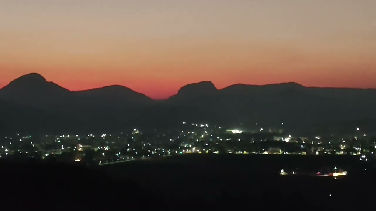 Sunset view // Mountain range sunset //