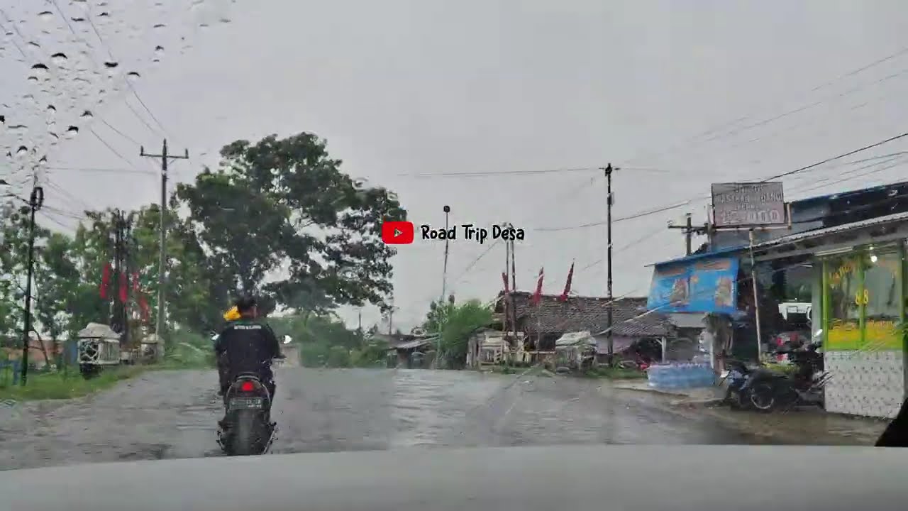 Road Trip Brebes Songgom Diguyur Hujan
