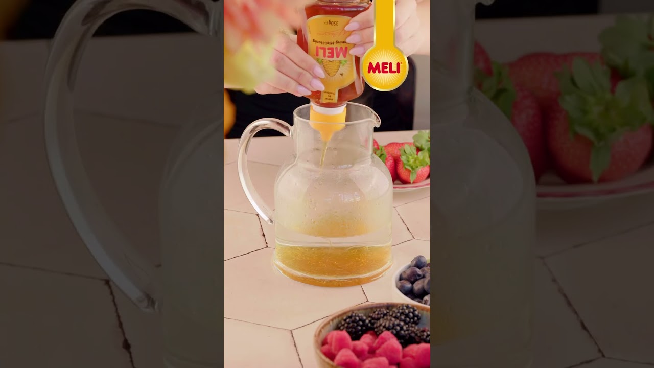 Honingzoete bessensiroop limonade - Limonade aux baies et miel