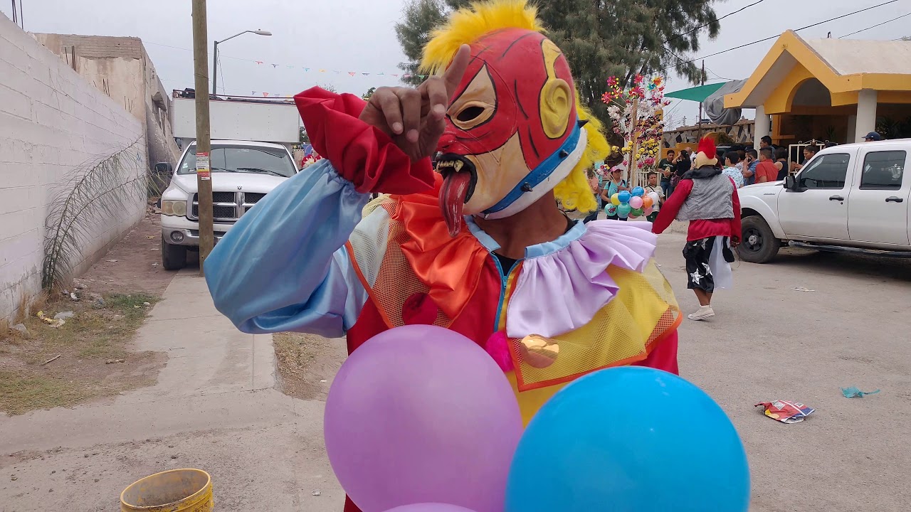 Desfile de carros alegóricos ejido La Paz Torreón