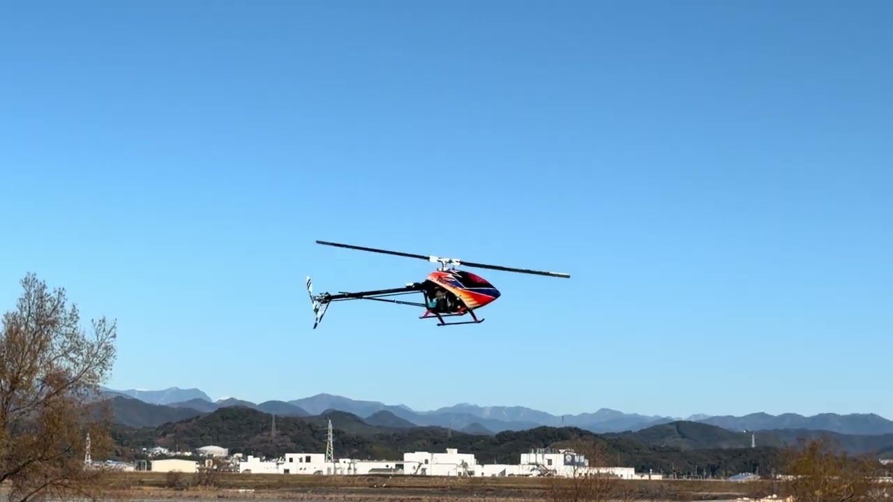 Ｈ2復活　ホバリング中,間違えてトラベルアジャスト、いじり、回転落ちて着陸、本当はエクスポ調整したいのですが、飛行中は危険ですね！