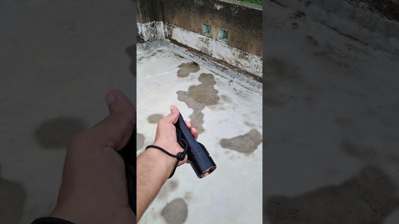 FENIX TK35R AT DAYTIME 