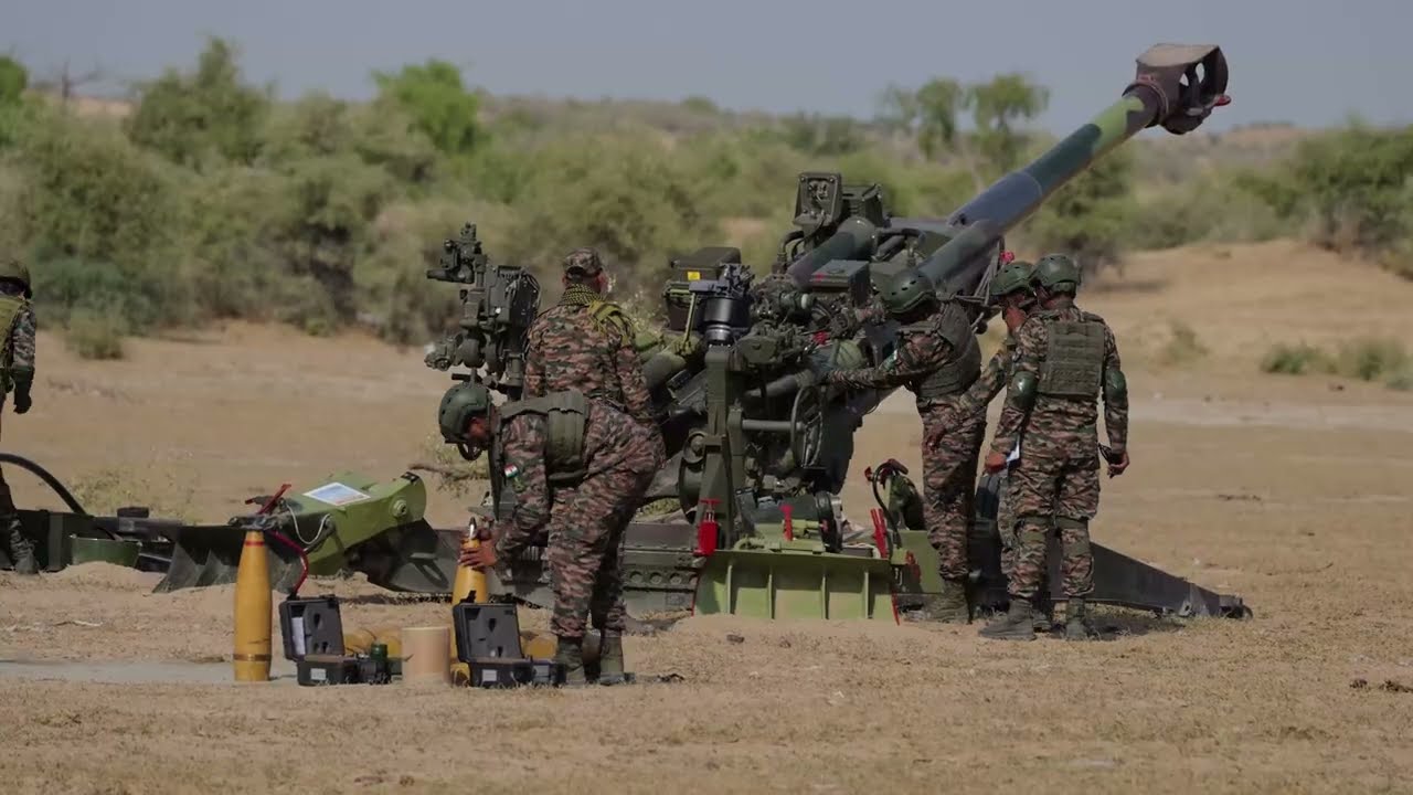Индийская армия демонстрирует артиллерийские приемы M777 во время учений Yudh Abhyas 2026