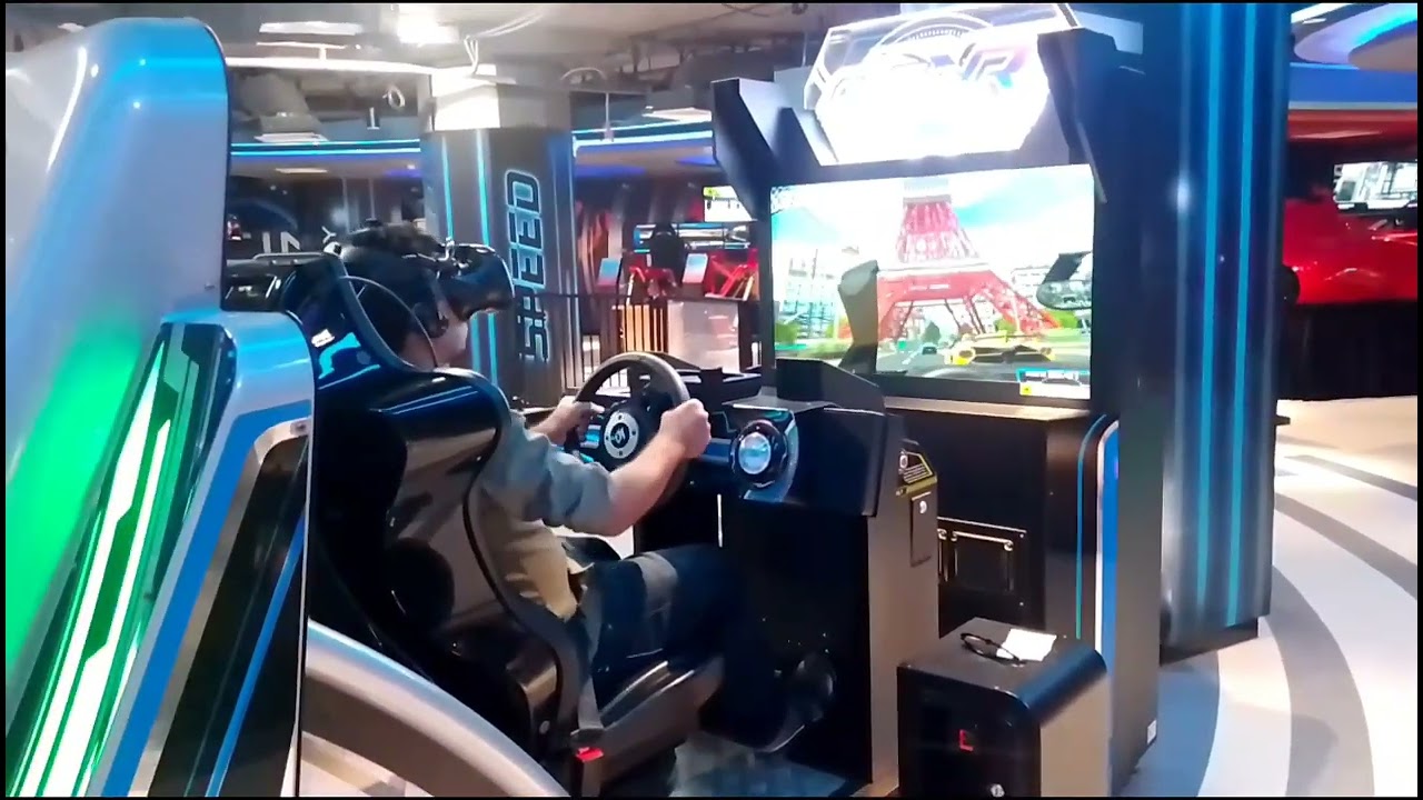 VR experience at the Toggy fun world