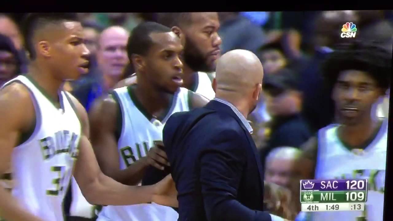 Jason Kidd Ejected after smacking ball from official