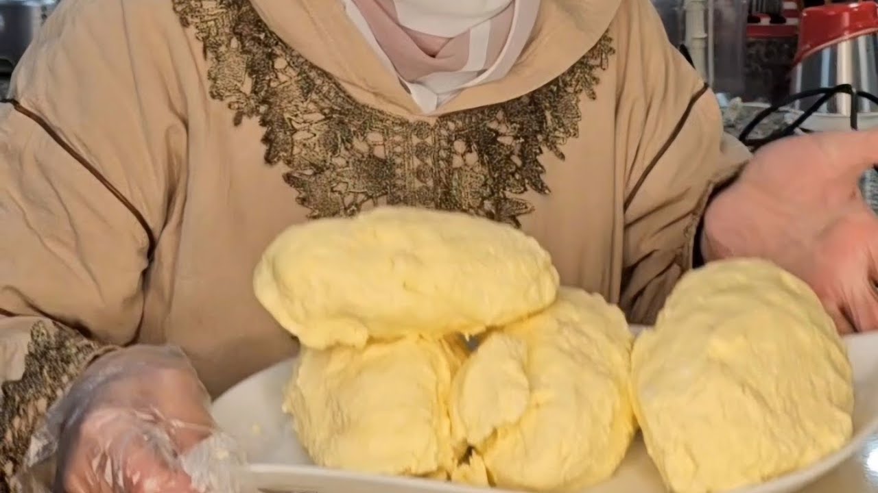 معقولة كيلو لبن يعمل كل ديه زبدة العقل ياناس اعرفوها بقي واتعلموا