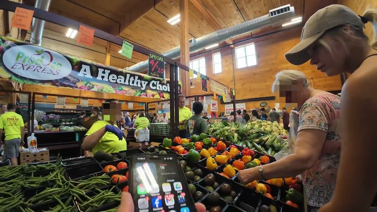 ตลาดนัดวันหยุดฝรั่ง