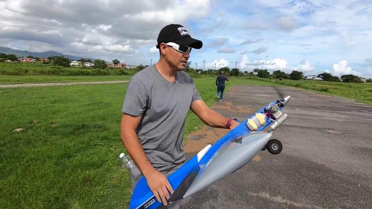 Sean Christian's Control-Line Brodak Cardinal maiden flight, Trinidad and Tobago