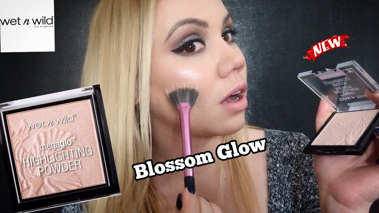 Wet n Wild Megaglo Highlighter *Blossom Glow* Review / Swatch (try on) fair skin 2019