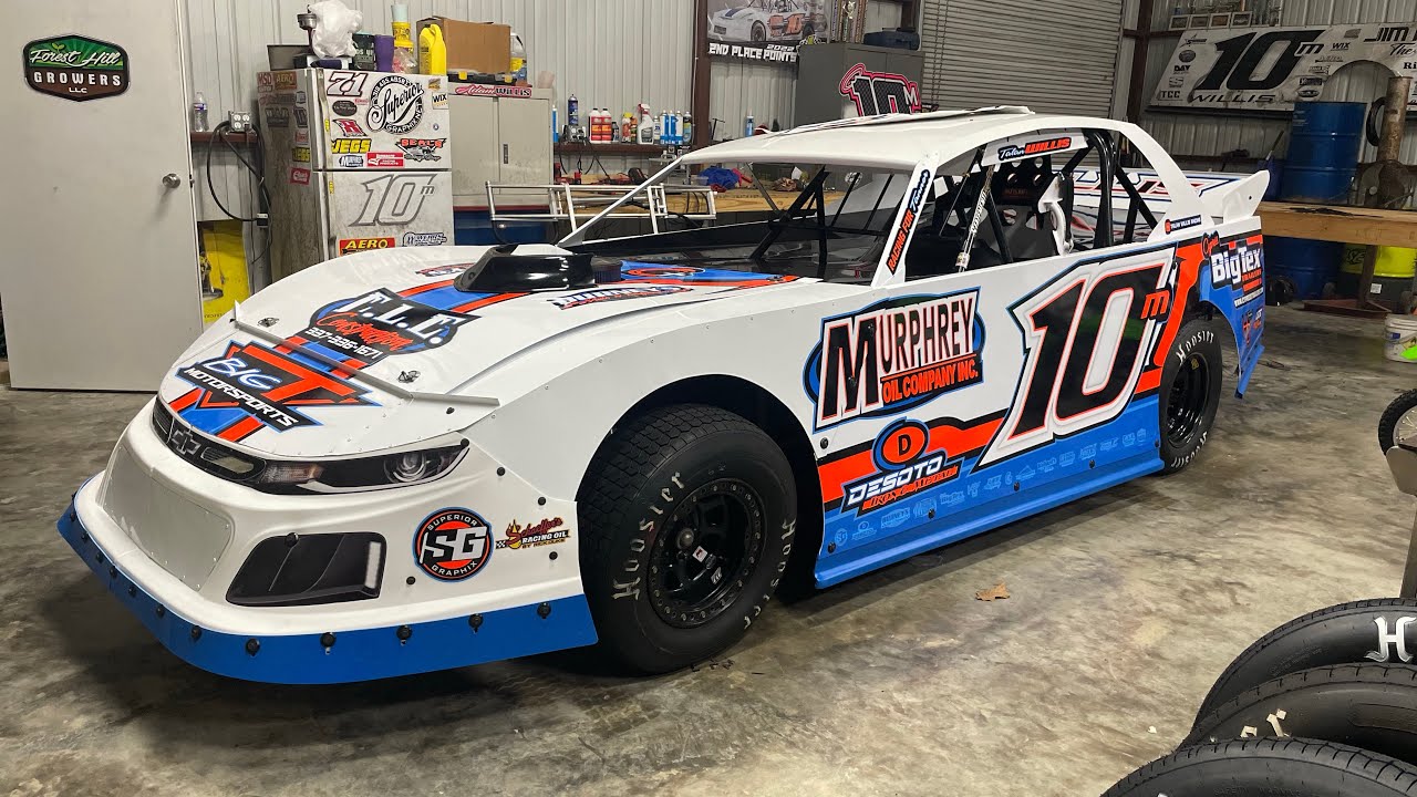 Night 1 of 3 for the 2nd Annual DARTY SMITH MEMORIAL!!!