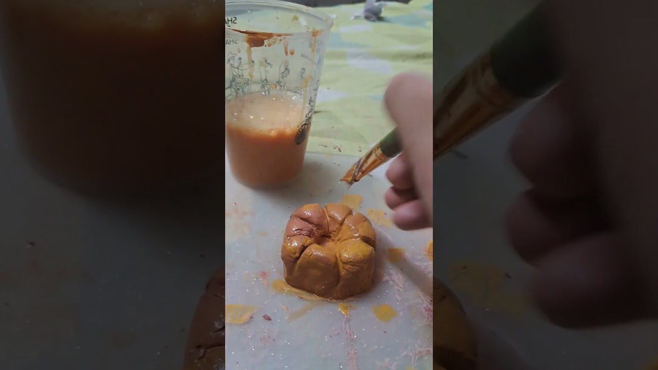Making a pumpkin 🎃 out of clay ( part2 ) 