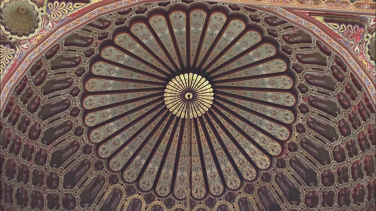 Ïsha Prayer in Hassan 2nd Mosque:     صلاة العشاء بمسجد الحسن الثاني 