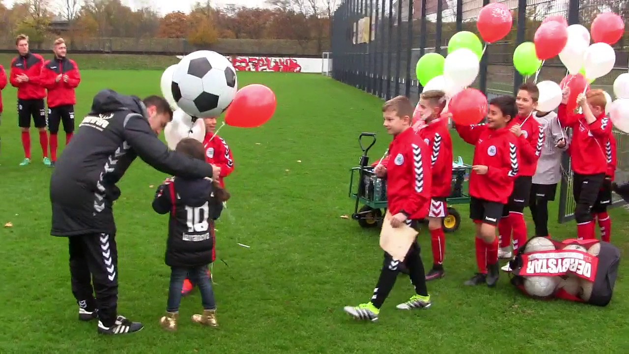 RWO.tv - Das Magazin Happy Birthday Fußballgott