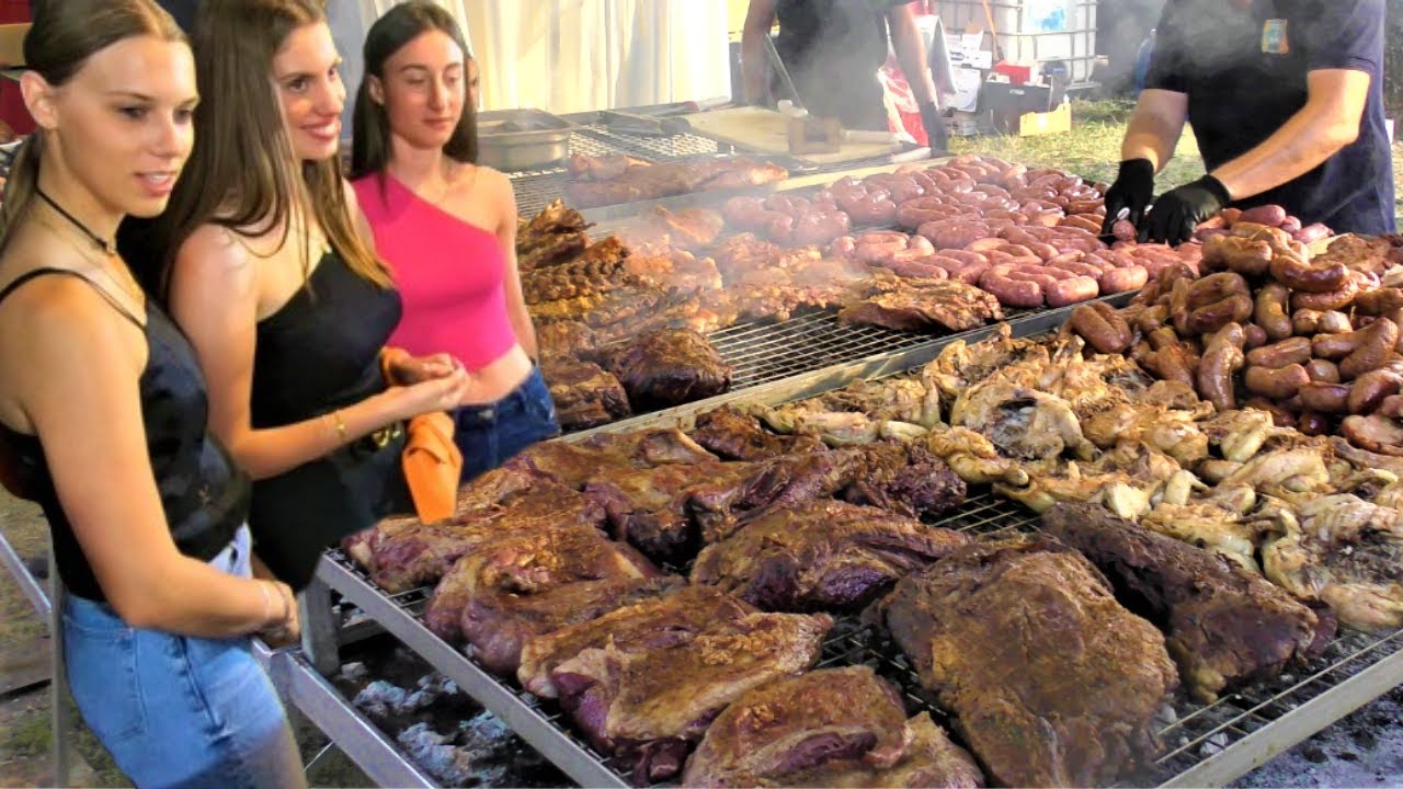 Italy Street Food. Giant Fest. Burgers, T-bone, Angus, Grilled Meat. 'Fiera dei Mangiari', Mantova