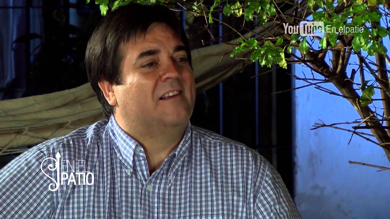 EN EL PATIO - CARLOS PORTALUPPI