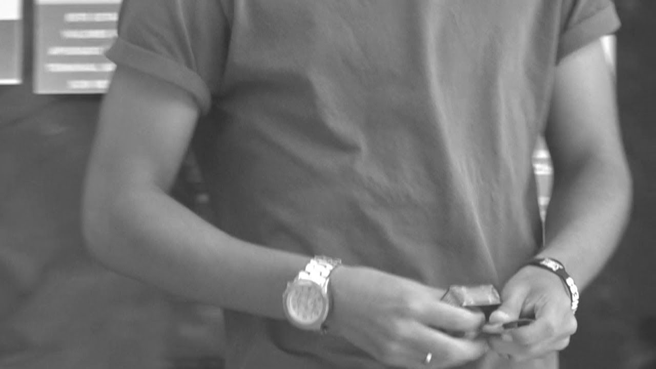 Ser&aacute; que menor de idade consegue comprar cigarro?