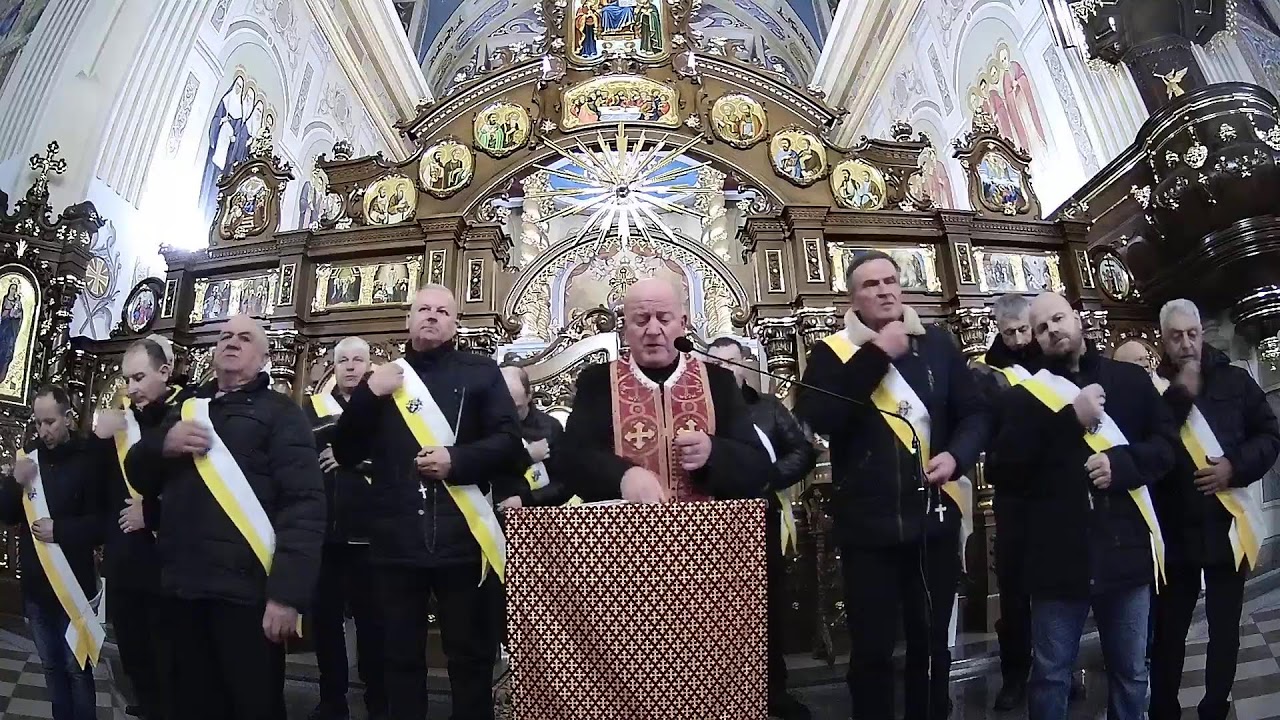 23. 02.  17.30. Велике повечіря з поклонами.Девятниця за мир зцілення в Україні. - 8 день-