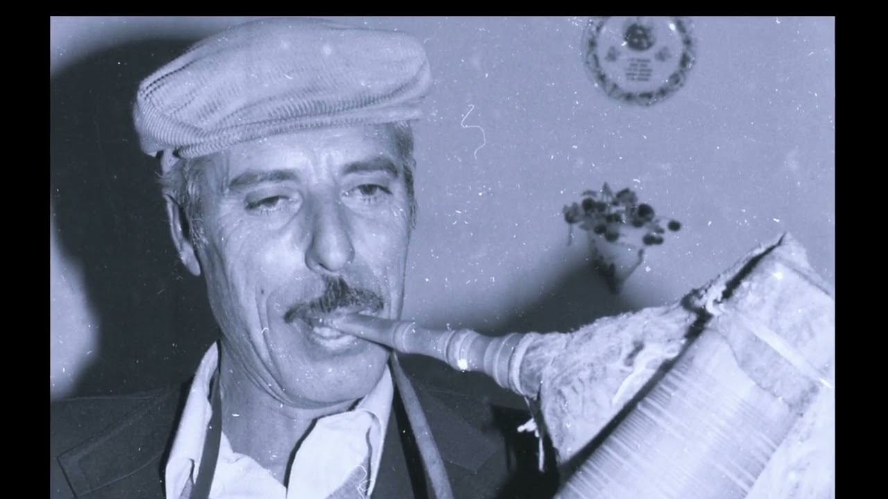 Rocco Carbone, zampognaro di Colliano (SA) - (A.4)