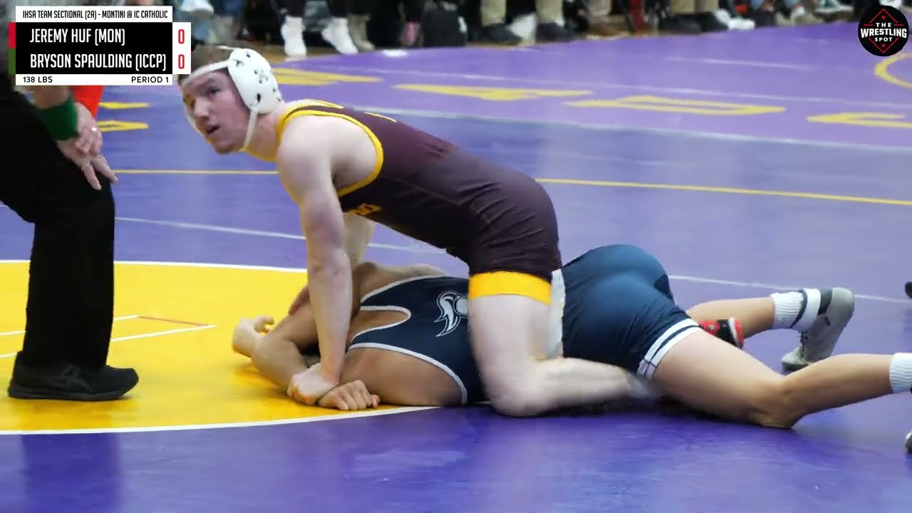 Bryson Spaulding of IC Catholic Prep [G] v. Jeremy Huf of Montini Catholic [R] (138)