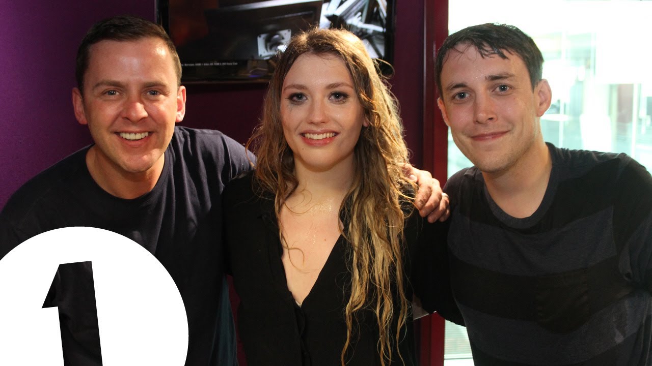 Ella Henderson Plays Innuendo Bingo