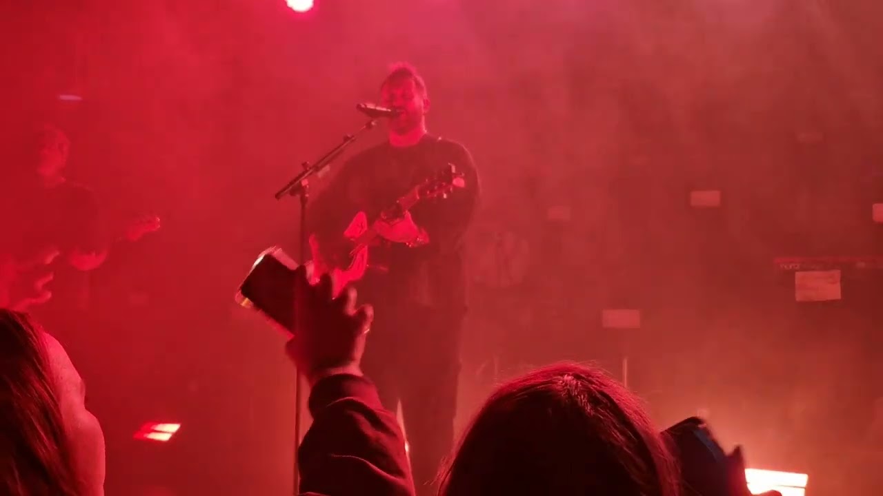 Florian Künstler - Live in Wien 2025 - Kleiner Finger Schwur