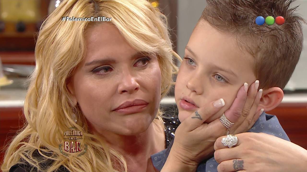¡Feliz día de la Madre! El mensaje de amor de Minguito para todas las mamás - Polémica en el Bar