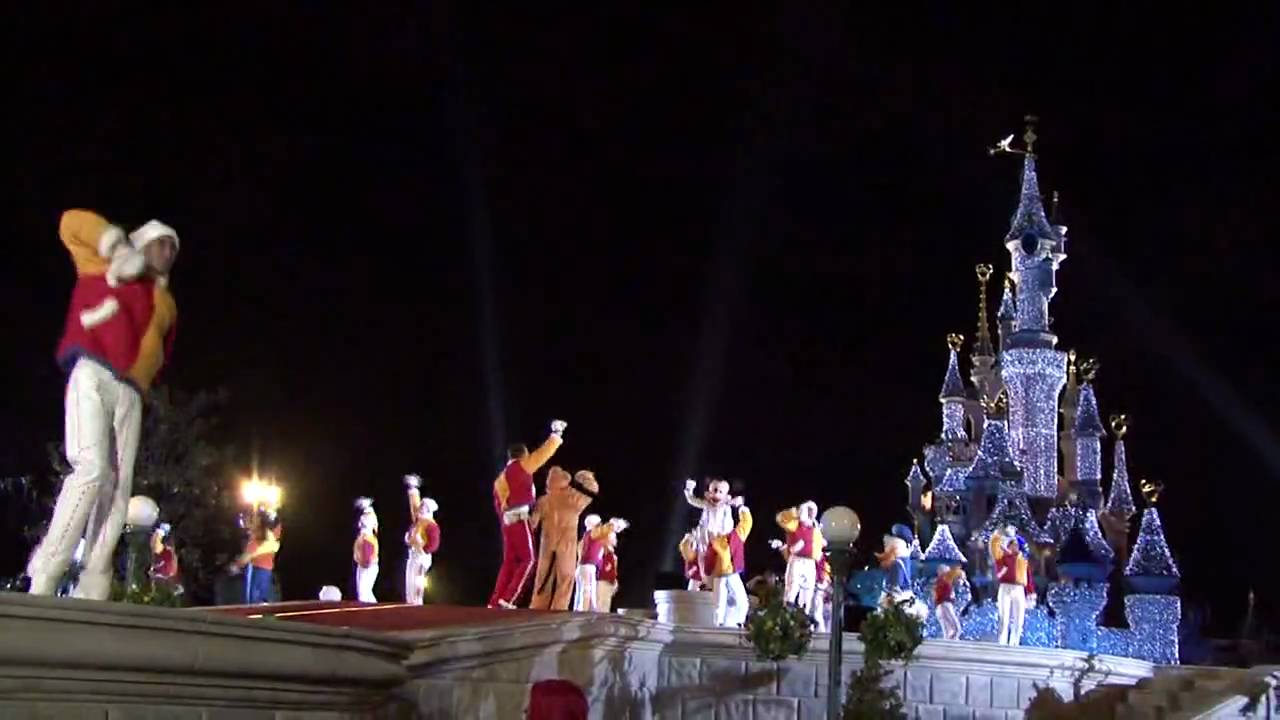 Disneyland Paris HD - Christmas 2009 - Part 4
