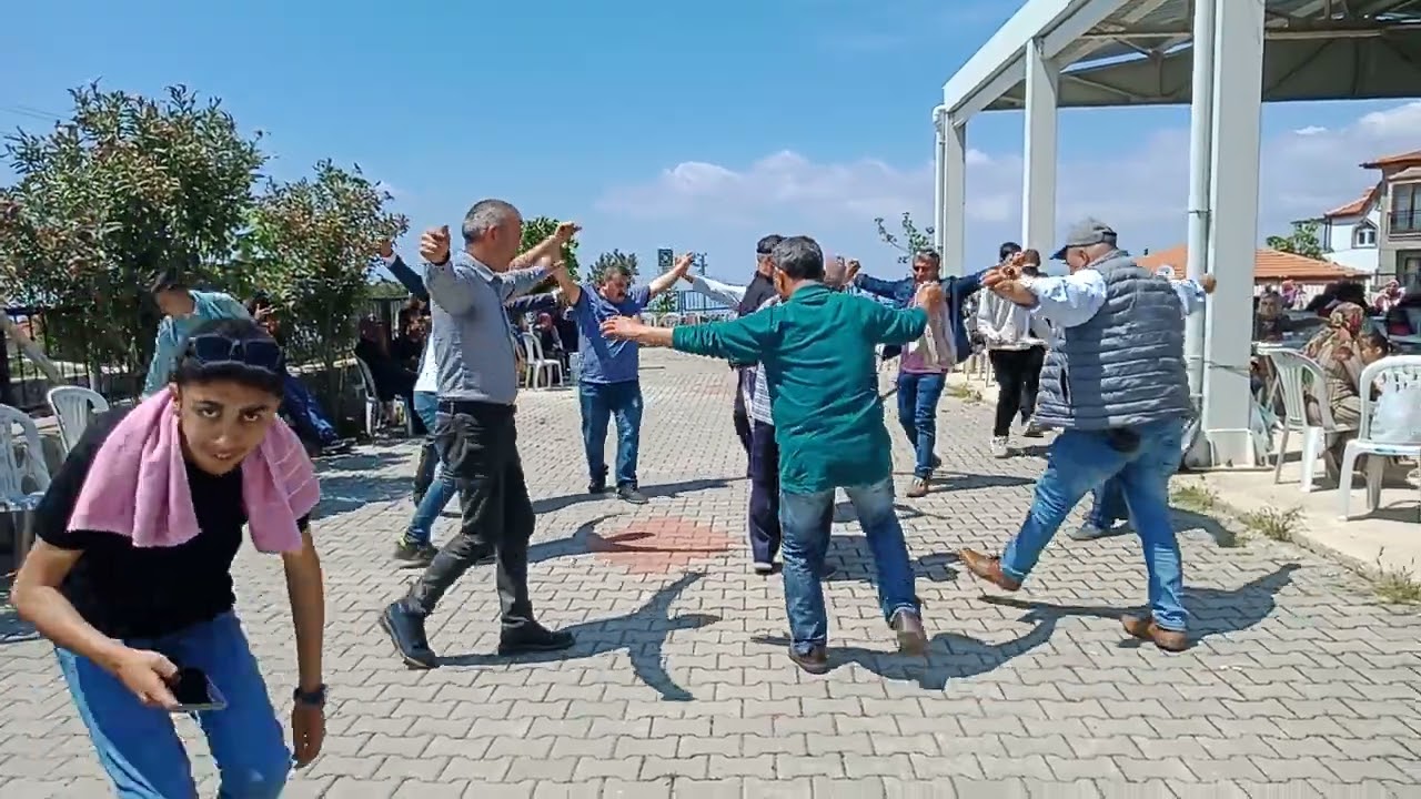 İzmir Dikili Merdivenli köyü ince memed oyunu