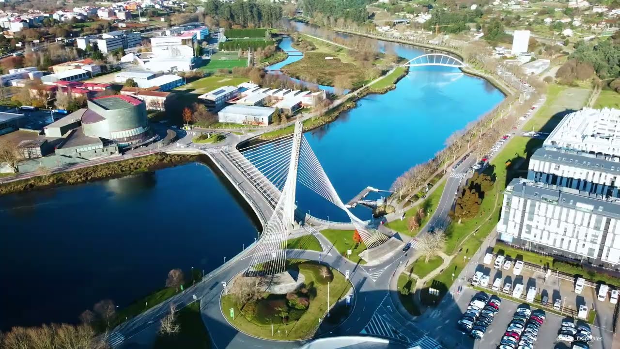Sobrevuelo a la ciudad de Pontevedra, Galicia, España