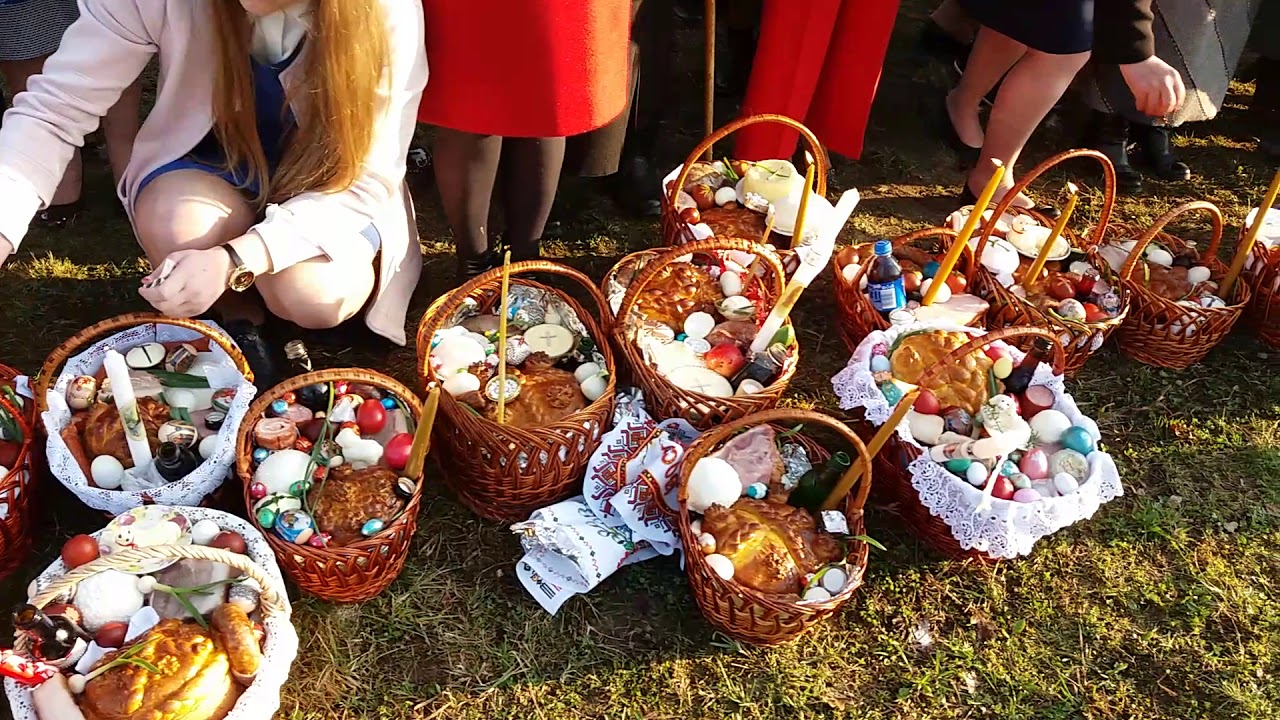 Paşti în Maramureș  (sat. Valea Vişeului)