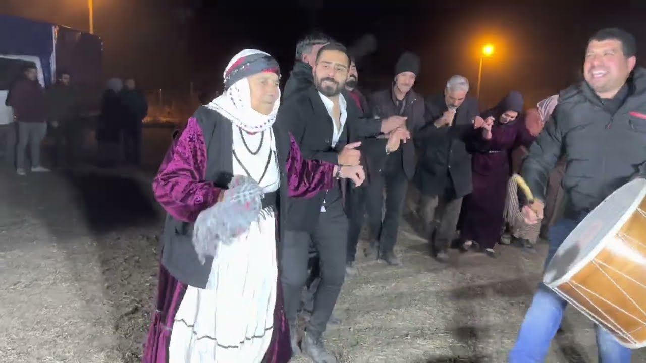 DAMADIN NENNESİ HALAY BAŞINDA HELAL OLSUN