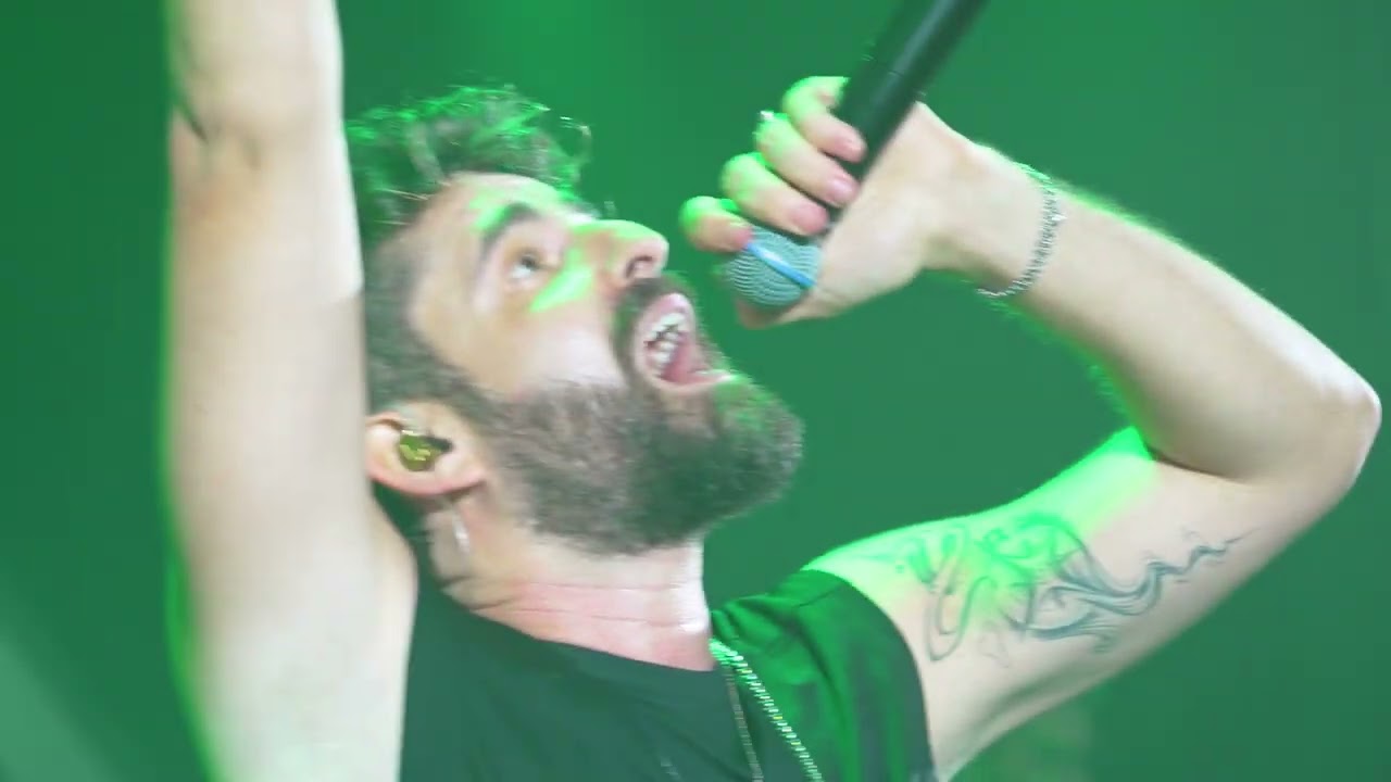 סהר טויטו - פעם פה פעם שם (Live)