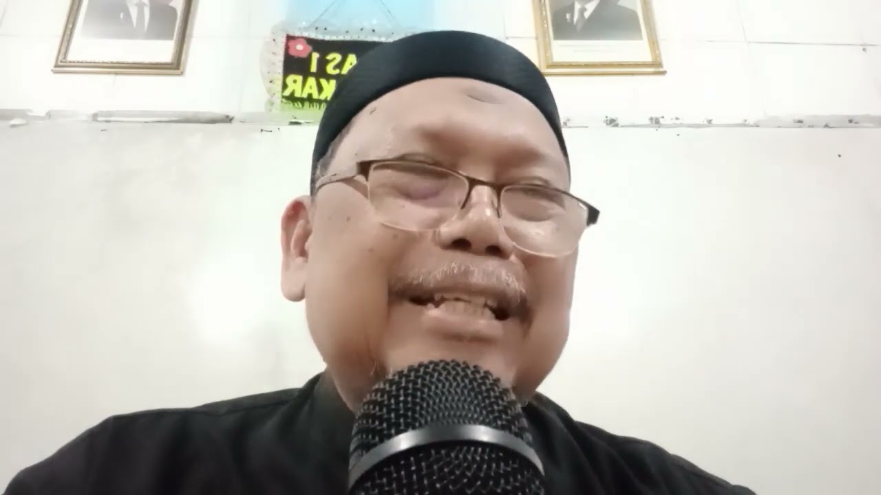 Ke 3 Quran diturunkan di bulan Romadhon berfungsi sebagai petunjuk bagi manusia dll