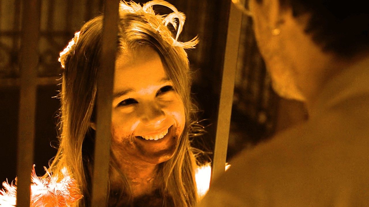 Zločinci Unesou Mladou D&iacute;vku, Aniž by Tu&scaron;ili, že je Temnou Bytost&iacute; z Podsvět&iacute;