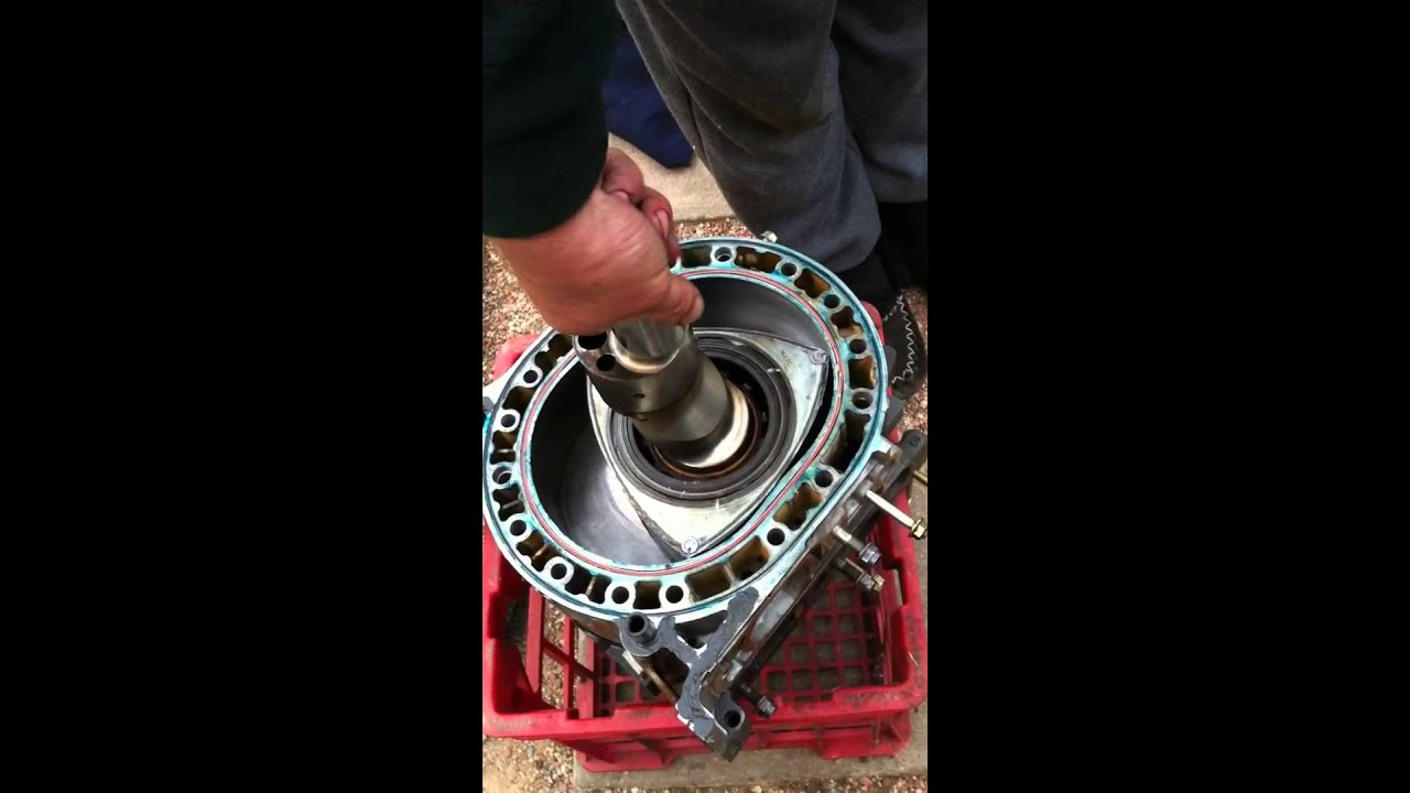 Hand Crank 2003 13B Renesis RX8 Engine