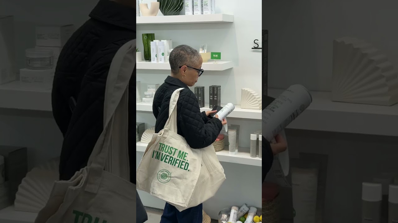 We had a blast with our friends at EWG Verified during their healthy living pop-up last weekend! 💚