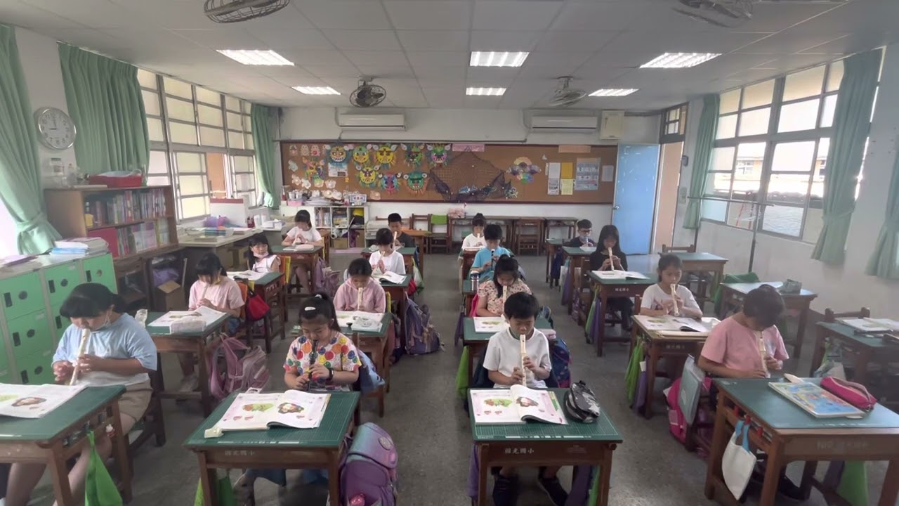 新北市國光國小111學年度 - 406 聽媽媽的話 直笛