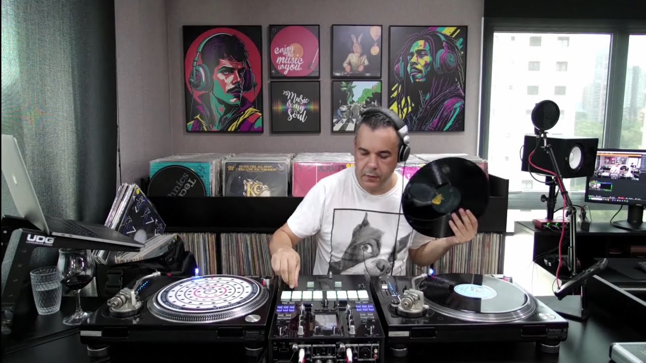 DJ André Souza - Love Disco - O Som do Vinil #030 - 21/02/2026 - Soul, Funk, Boogie & Disco Music