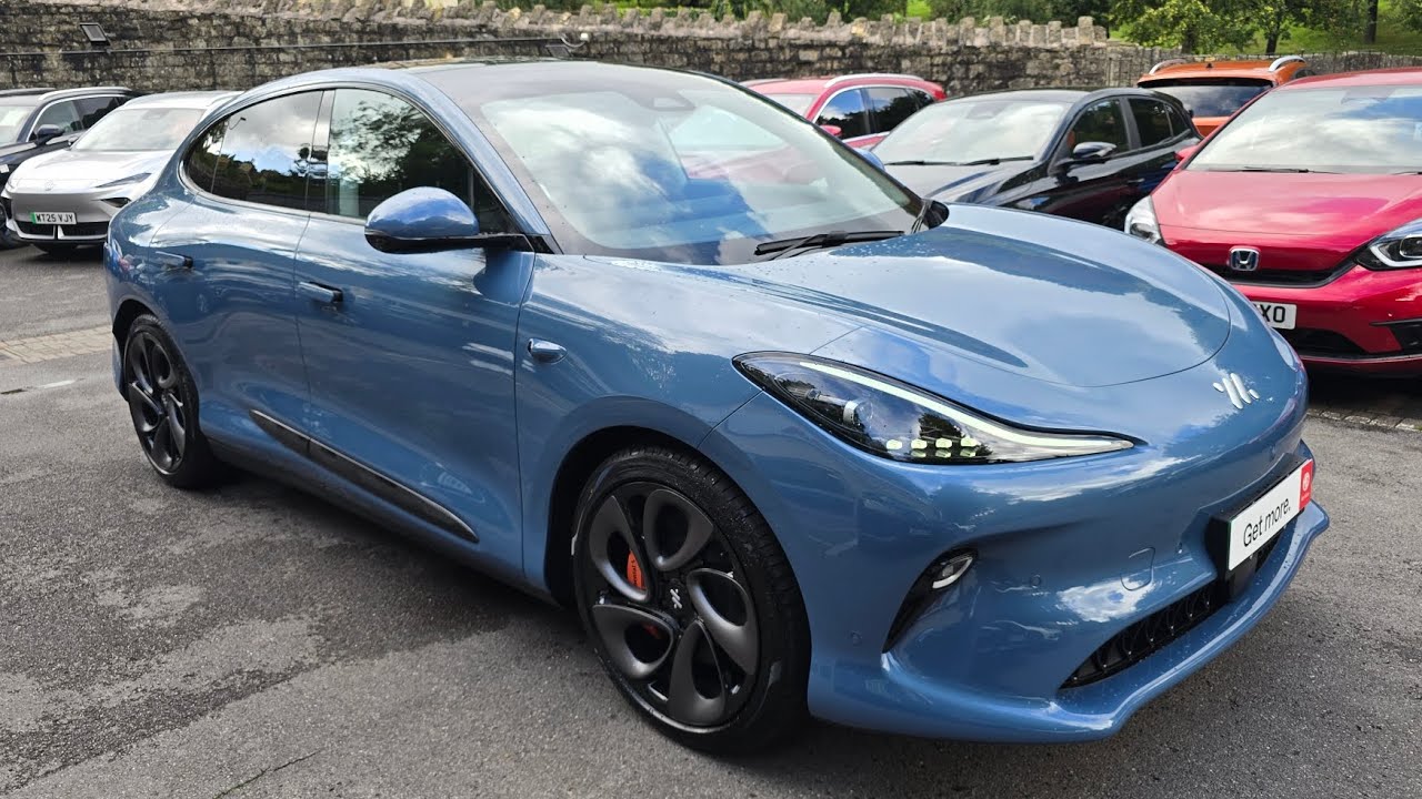 New MG IM6 Launch Edition AWD Dual Motor Blue